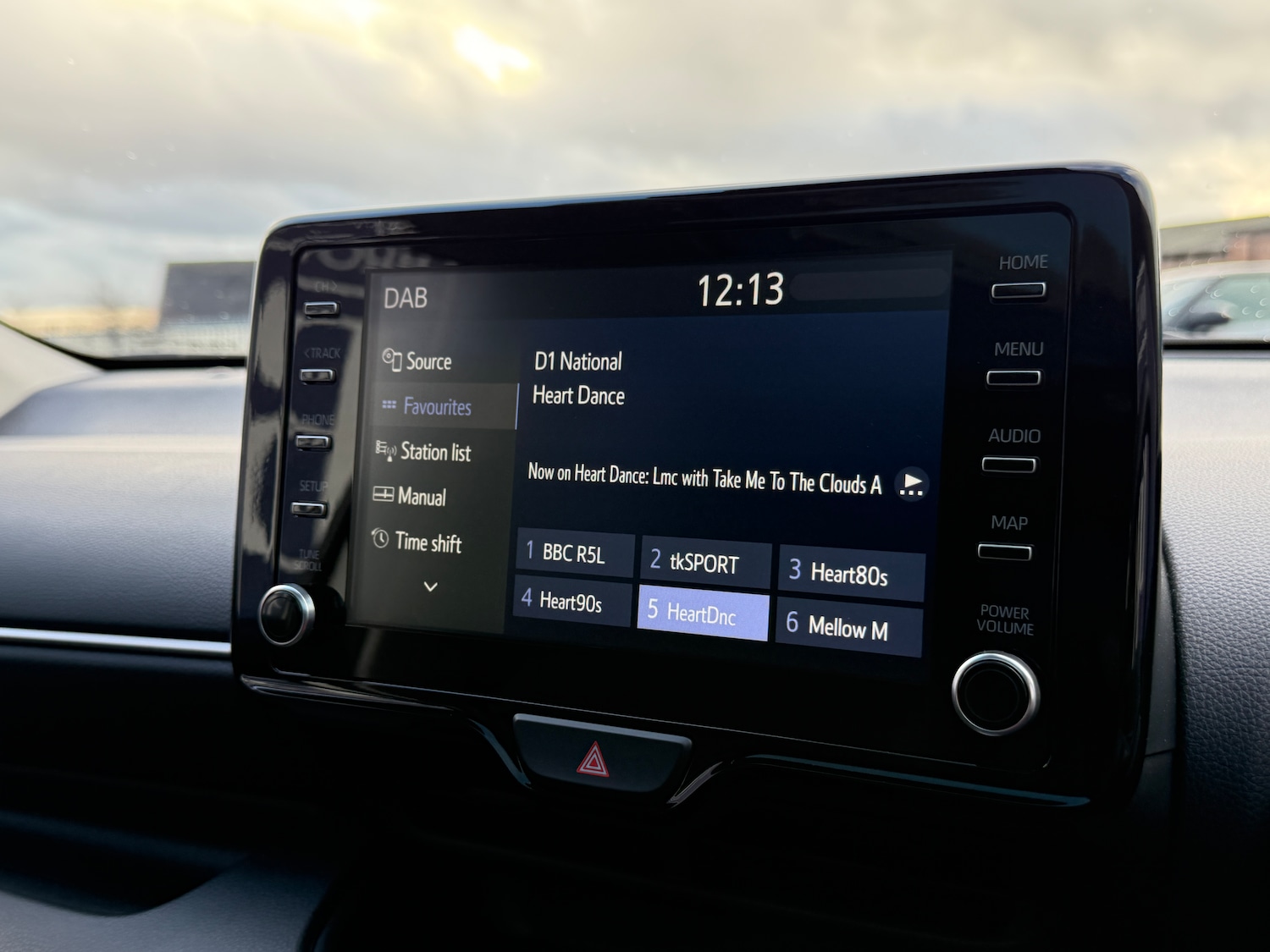 Used Toyota Yaris for sale - 77221366: Photo 36