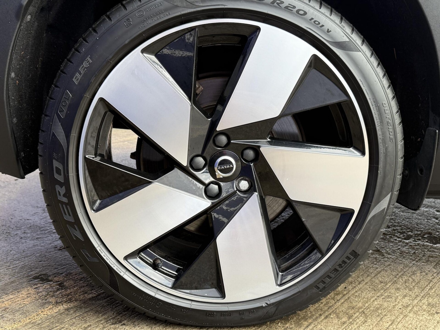 Used Volvo C40 2022 for sale - 77728990: Photo 15