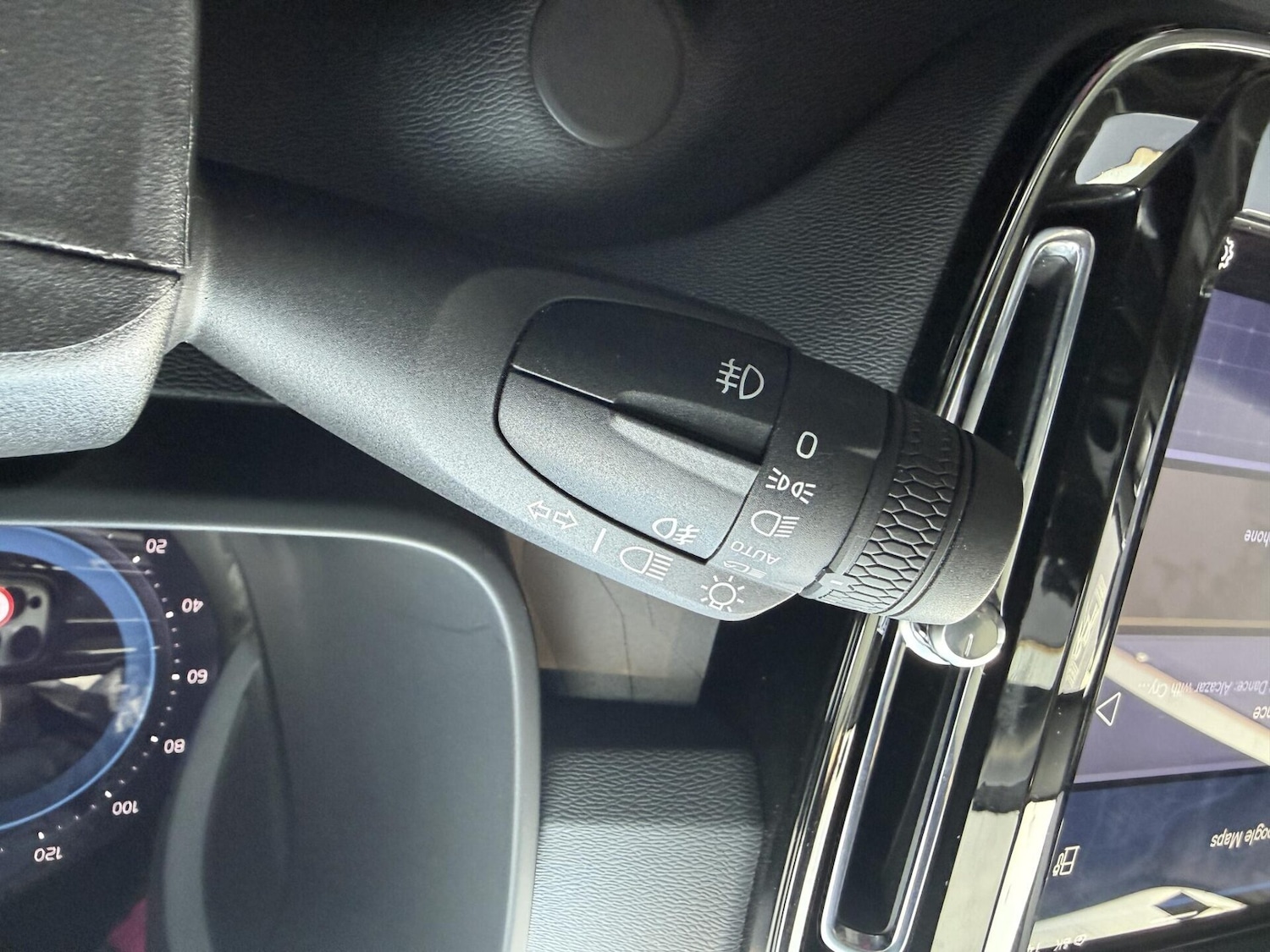 Used Volvo C40 2022 for sale - 77728990: Photo 38