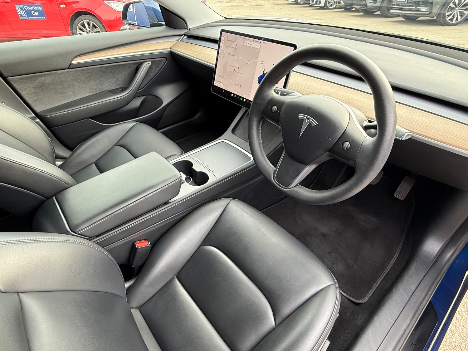 Used Tesla Model 3 2021 for sale - 77208275: Photo 2