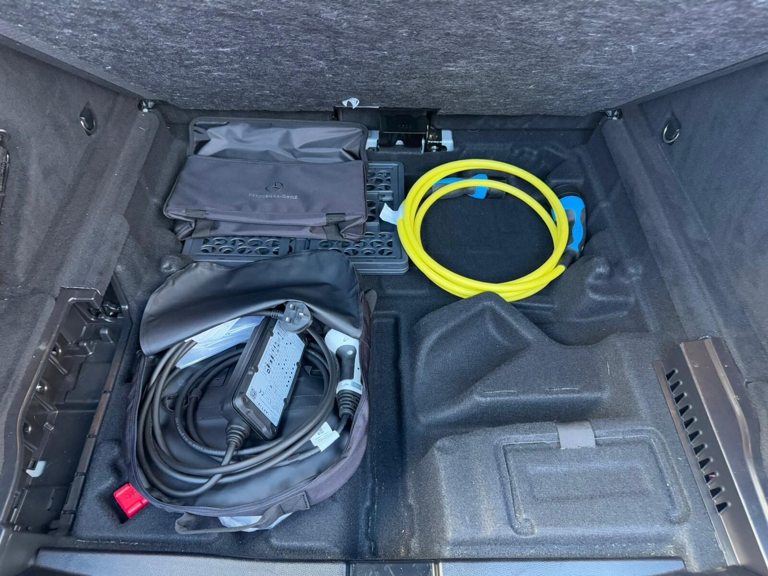 Used Mercedes-Benz EQC 2021 for sale - 76682449: Photo 25