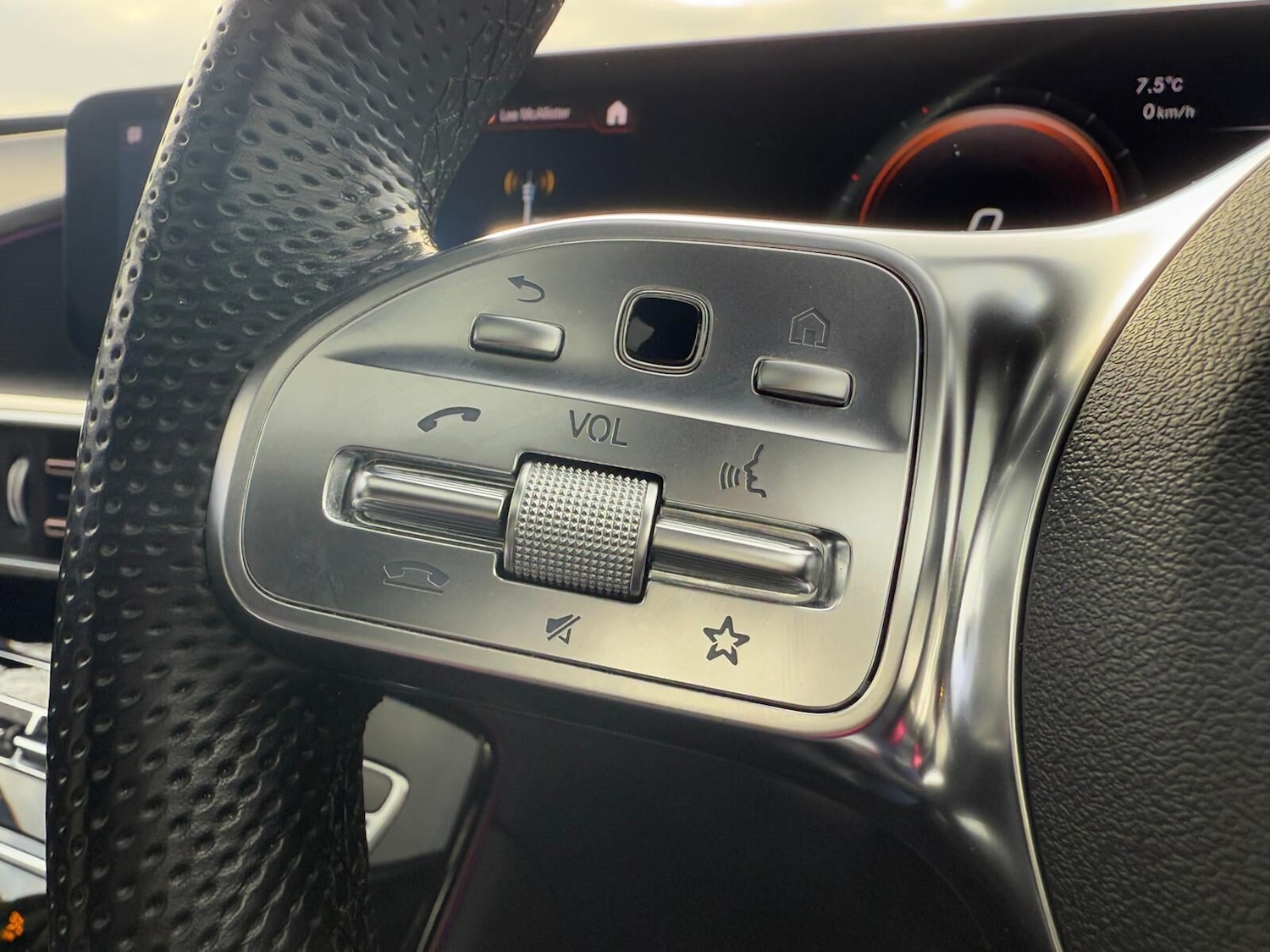 Used Mercedes-Benz EQC 2021 for sale - 76682449: Photo 34