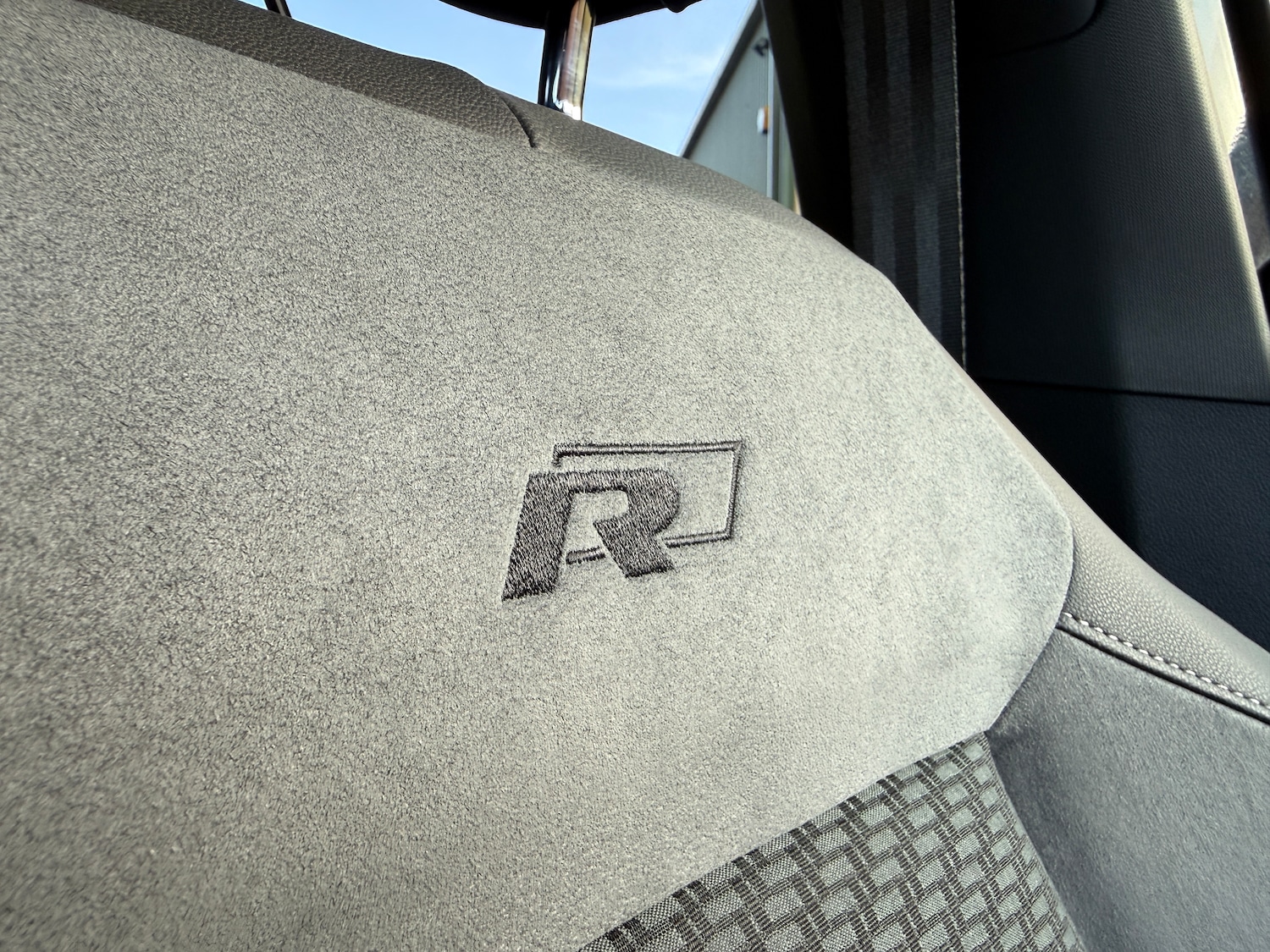 Used Volkswagen T-Roc 2020 for sale - 77352089: Photo 42