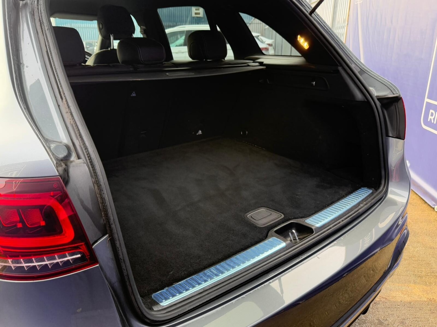 Used Mercedes-Benz GLC 2021 for sale - 76739412: Photo 21