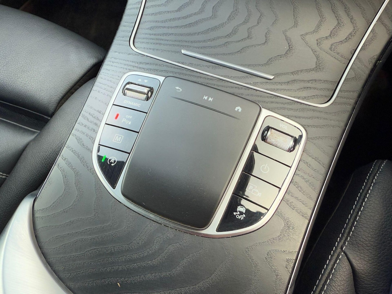 Used Mercedes-Benz GLC 2021 for sale - 76739412: Photo 39