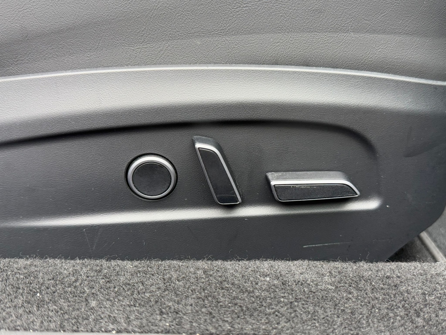 Used Tesla Model 3 2024 for sale - 77208256: Photo 30