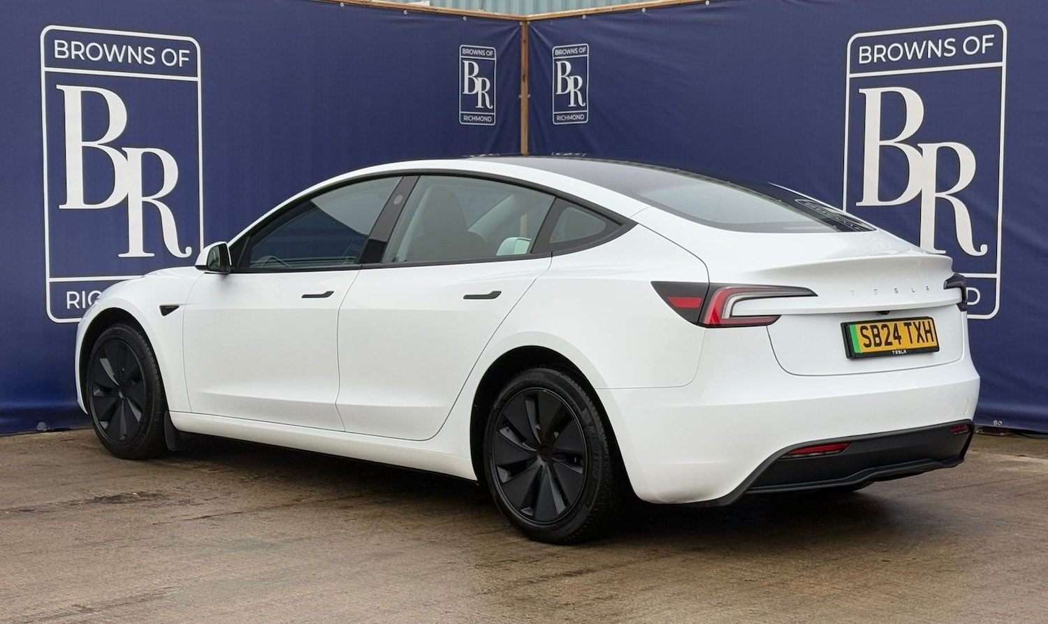Used Tesla Model 3 2024 for sale - 77208256: Photo 6