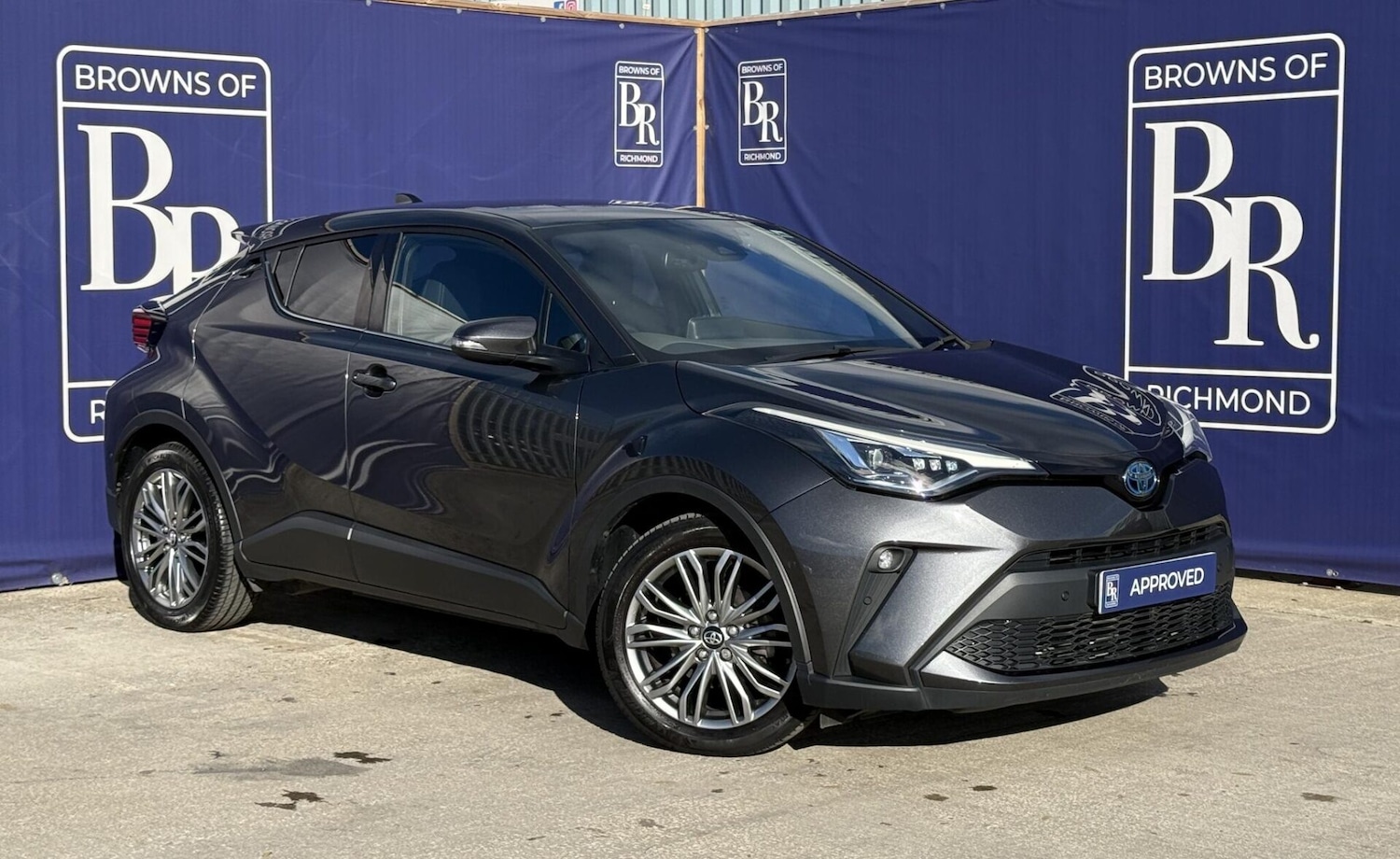 Used Toyota C-HR 2022 for sale - 76343812: Photo 1