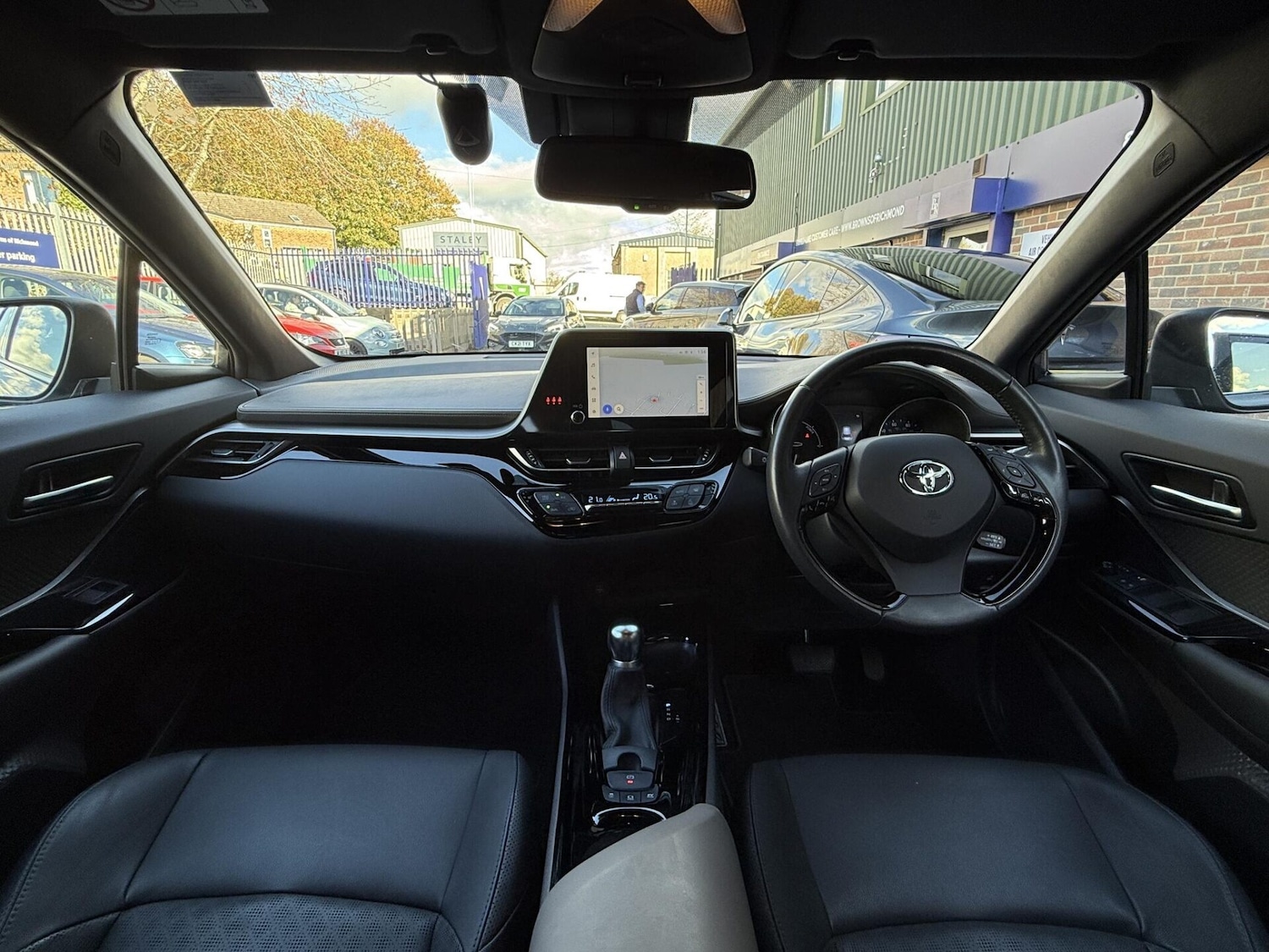 Used Toyota C-HR 2022 for sale - 76343812: Photo 24