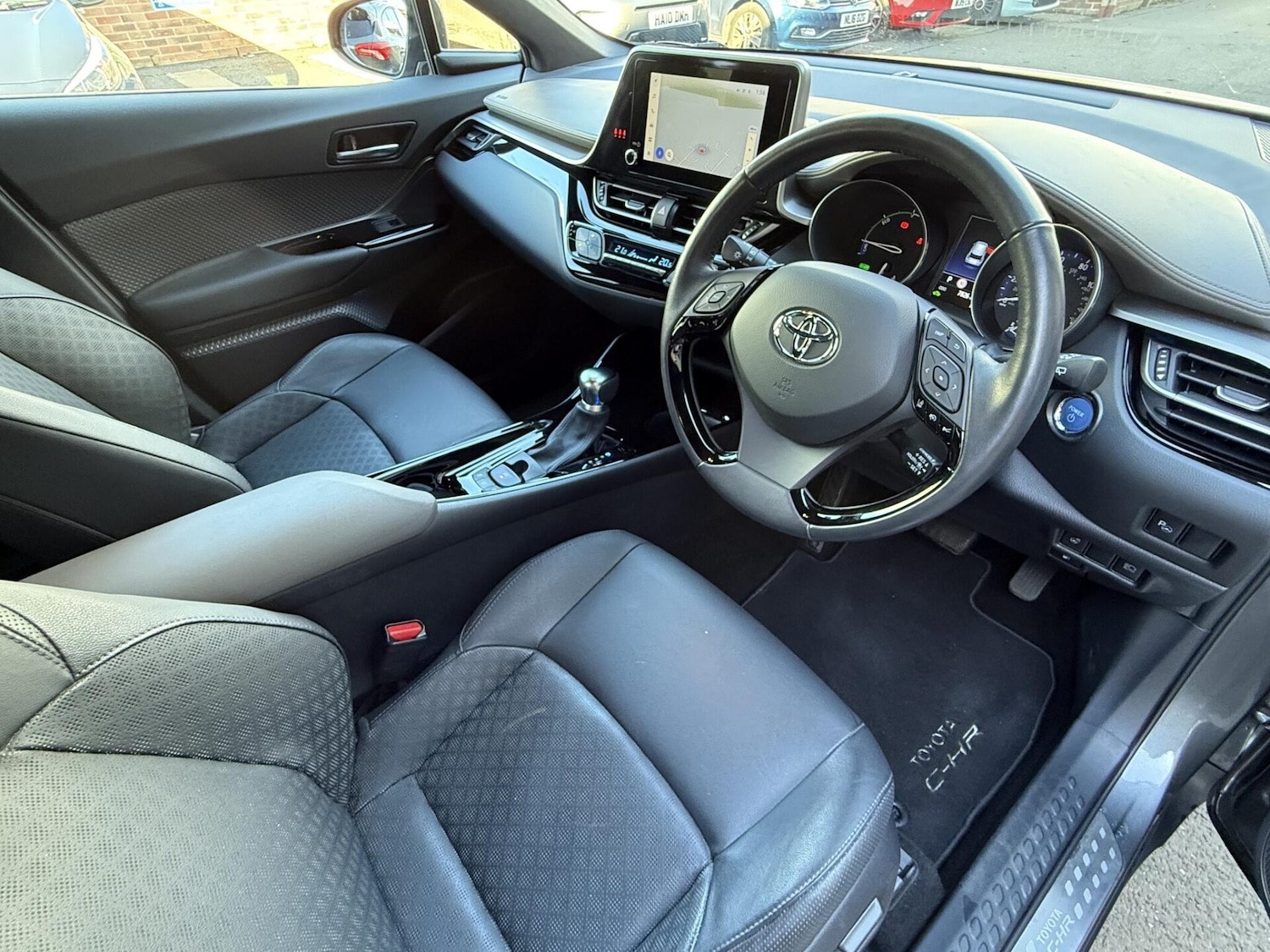 Used Toyota C-HR 2022 for sale - 76343812: Photo 3