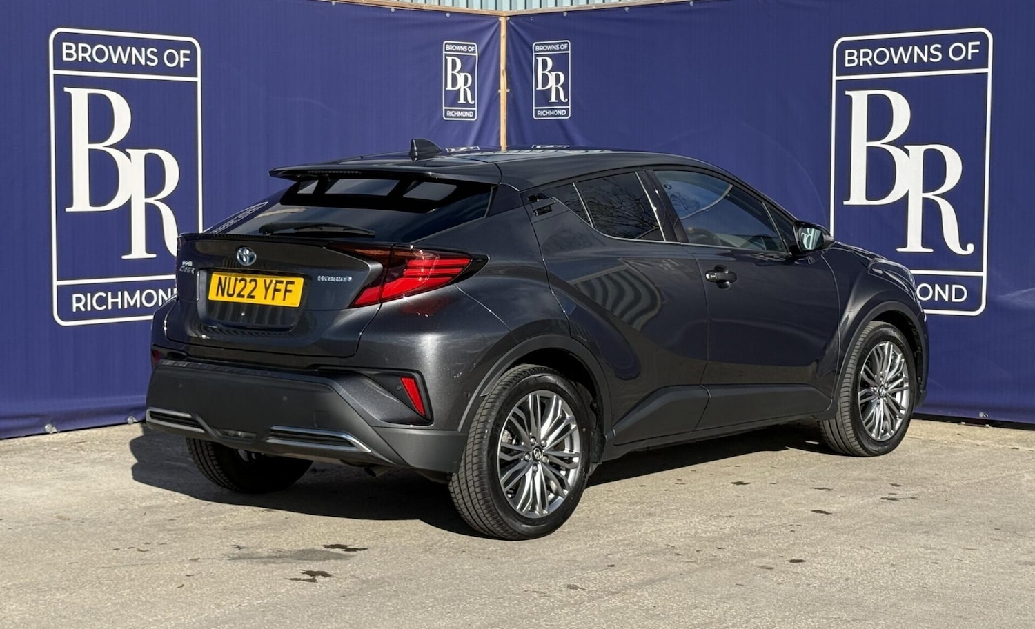 Used Toyota C-HR 2022 for sale - 76343812: Photo 5