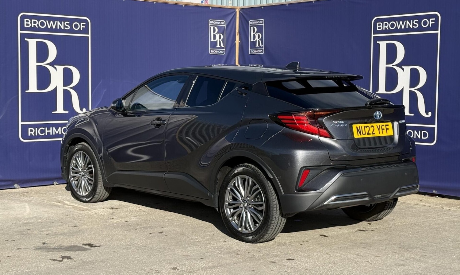Used Toyota C-HR 2022 for sale - 76343812: Photo 8