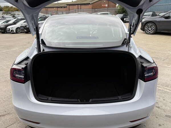 Used Tesla Model 3 2021 for sale - 76205809: Photo 22