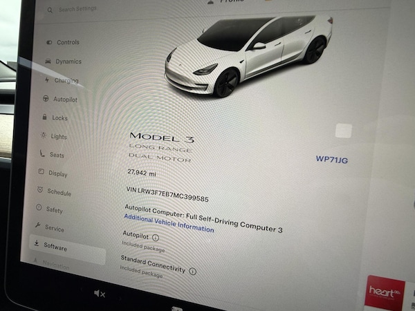 Used Tesla Model 3 2021 for sale - 76205809: Photo 26