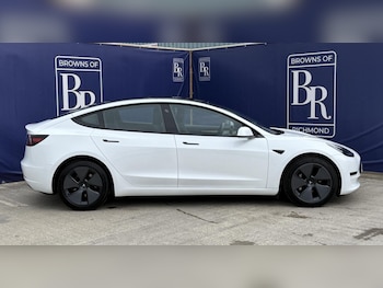 Used Tesla Model 3 2021 for sale - 76205809: Photo 4