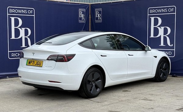 Used Tesla Model 3 2021 for sale - 76205809: Photo 5
