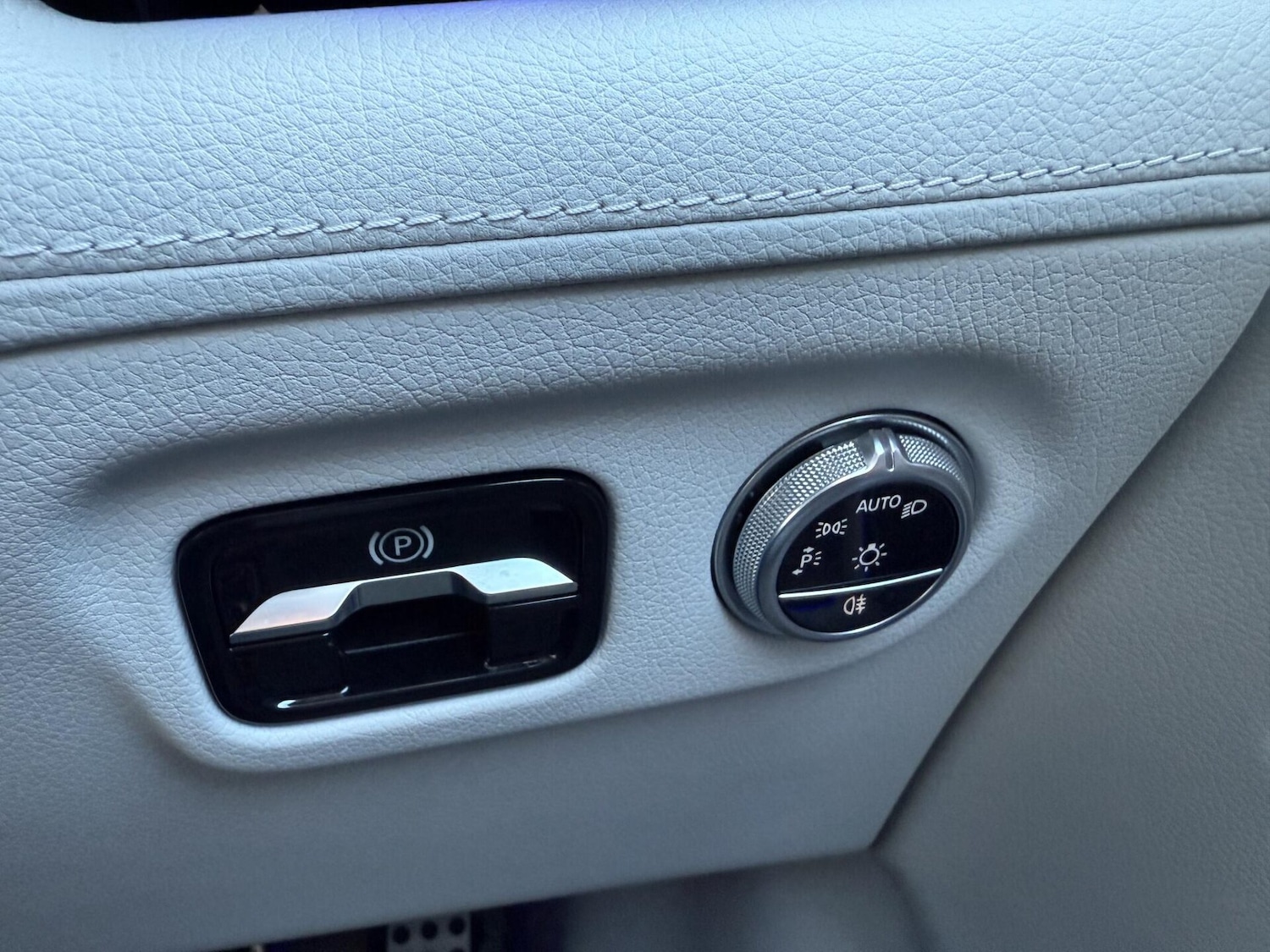 Used Mercedes-Benz EQS 2022 for sale - 76798578: Photo 42