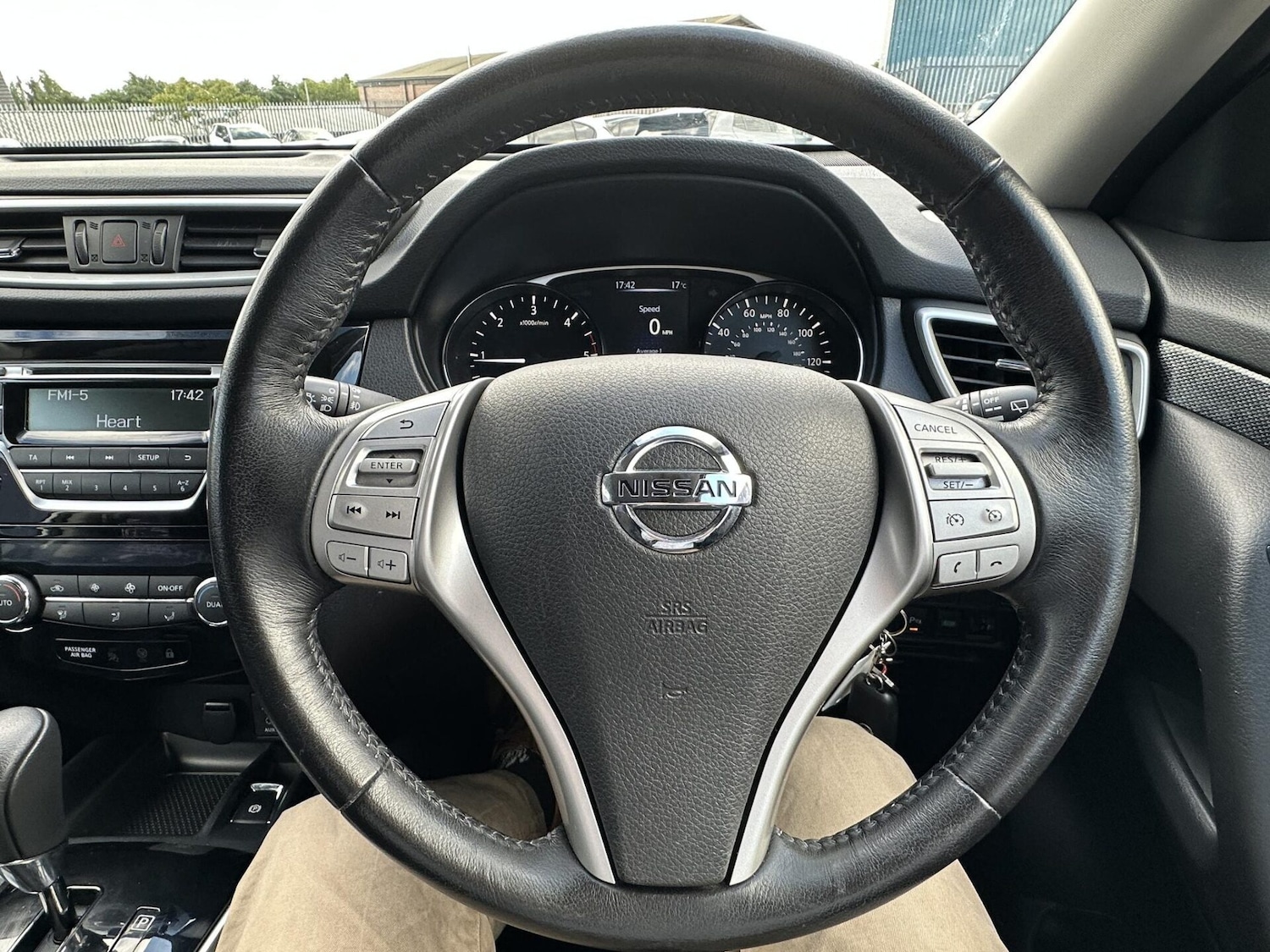 Used Nissan X-Trail 2017 for sale - 76449276: Photo 24