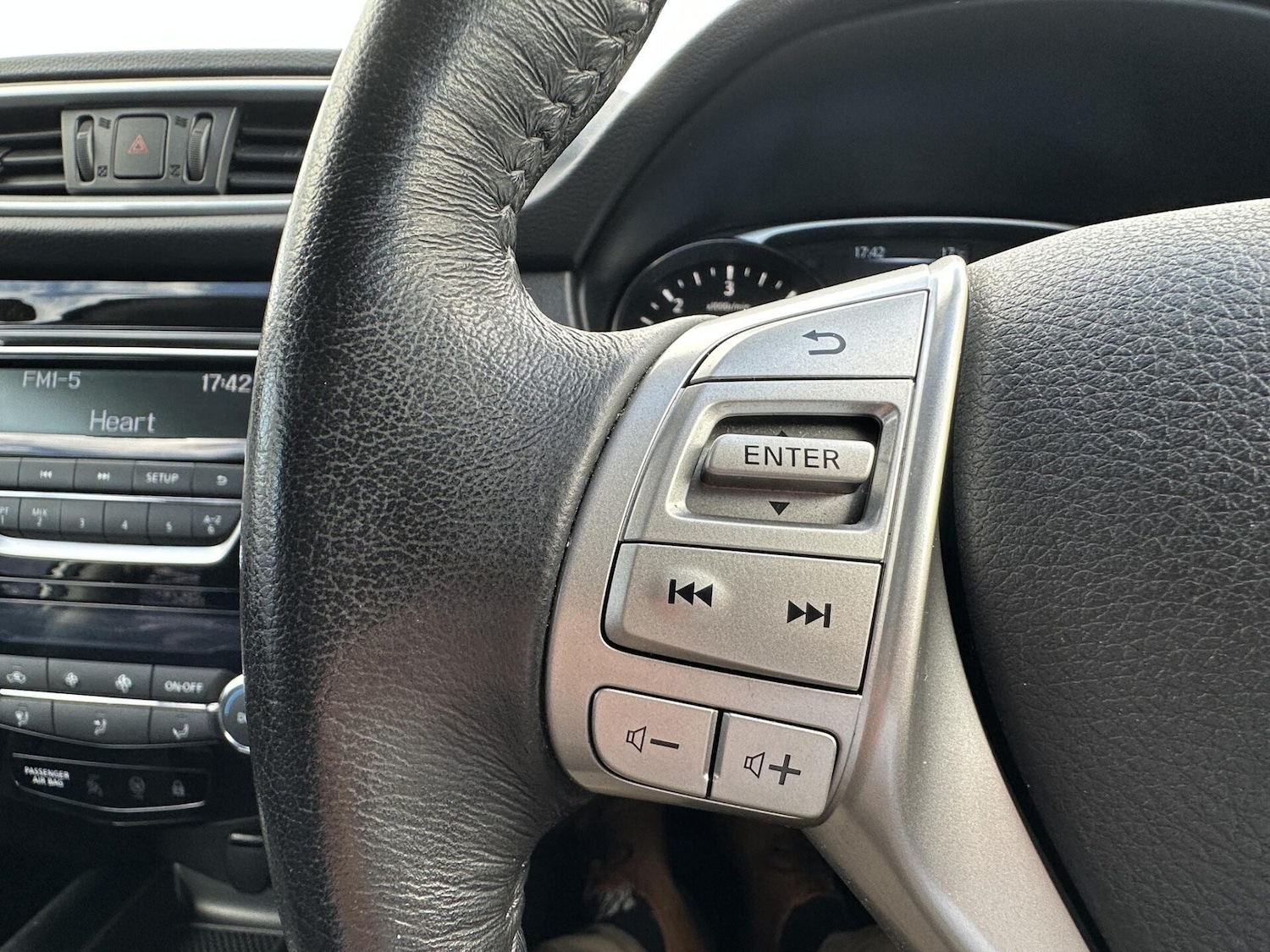 Used Nissan X-Trail 2017 for sale - 76449276: Photo 25