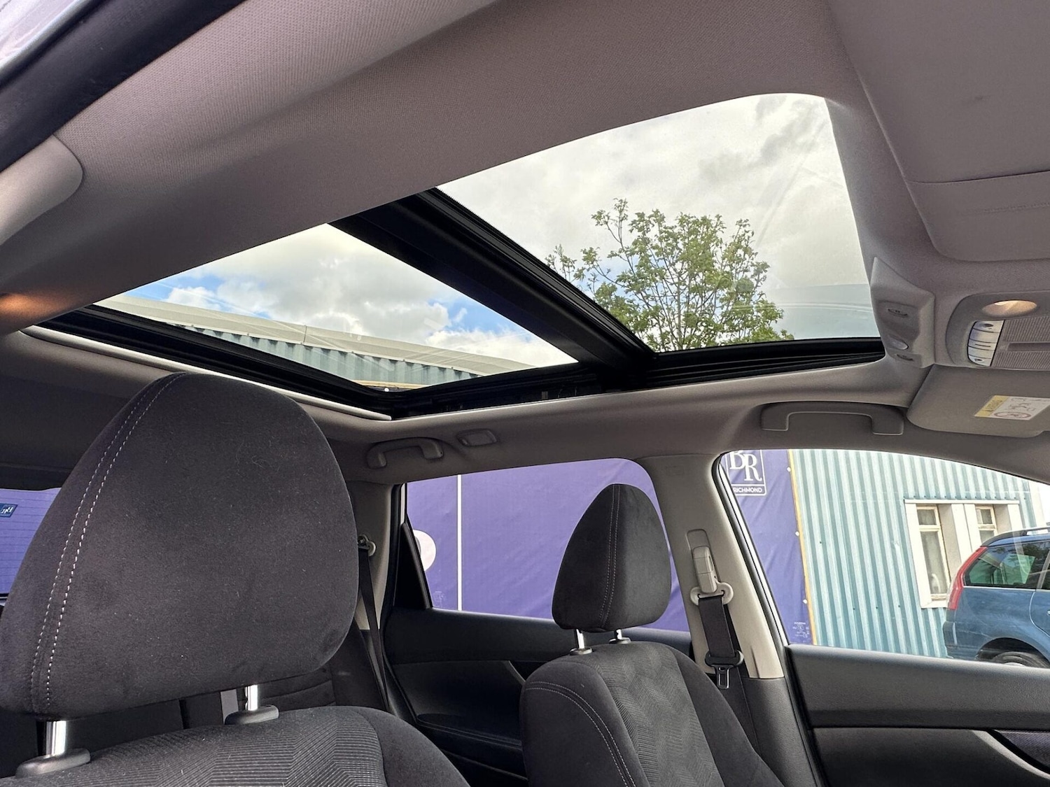 Used Nissan X-Trail 2017 for sale - 76449276: Photo 32