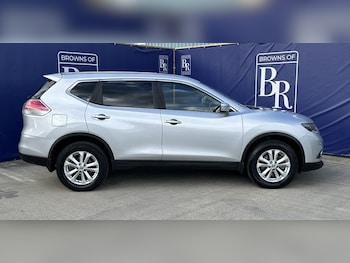 Used Nissan X-Trail 2017 for sale - 76449276: Photo