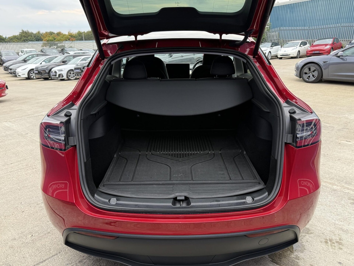 Used Tesla Model Y 2023 for sale - 76148710: Photo 22