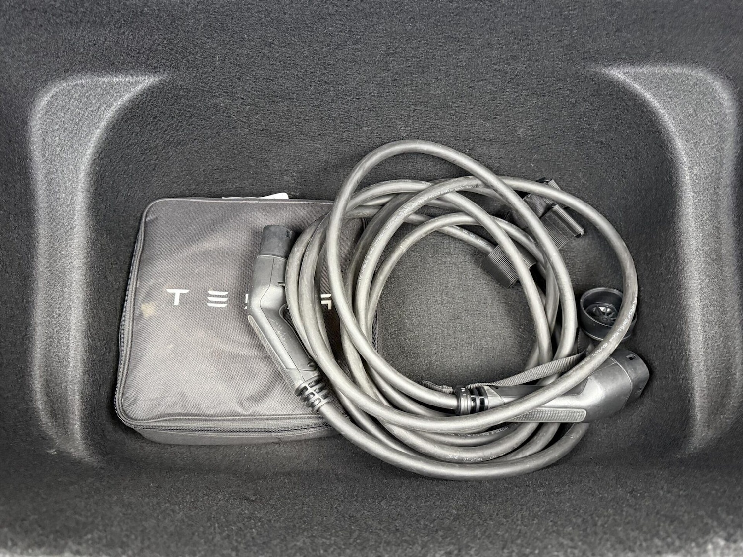 Used Tesla Model Y 2023 for sale - 76148710: Photo 23