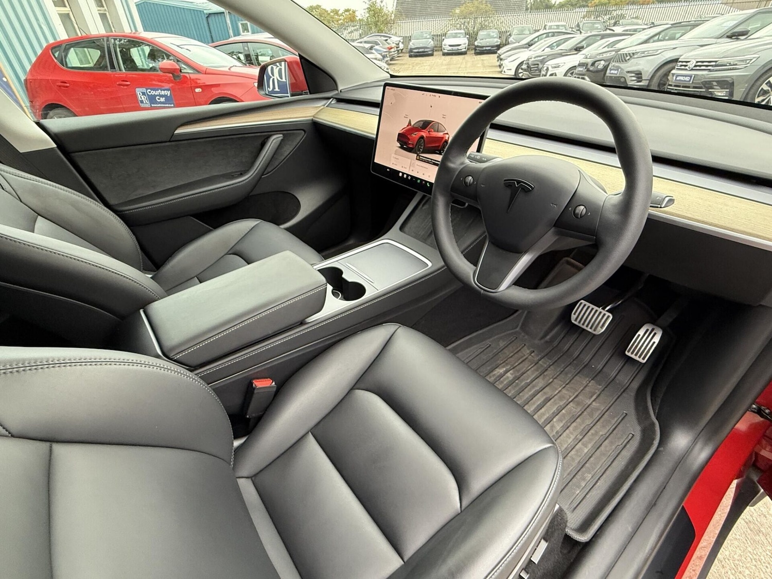 Used Tesla Model Y 2023 for sale - 76148710: Photo 3