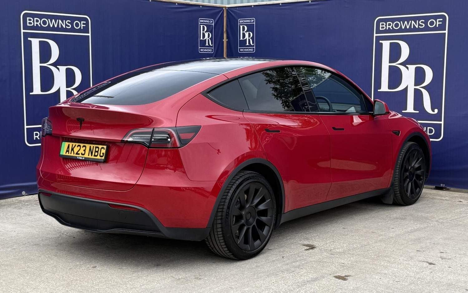 Used Tesla Model Y 2023 for sale - 76148710: Photo 5