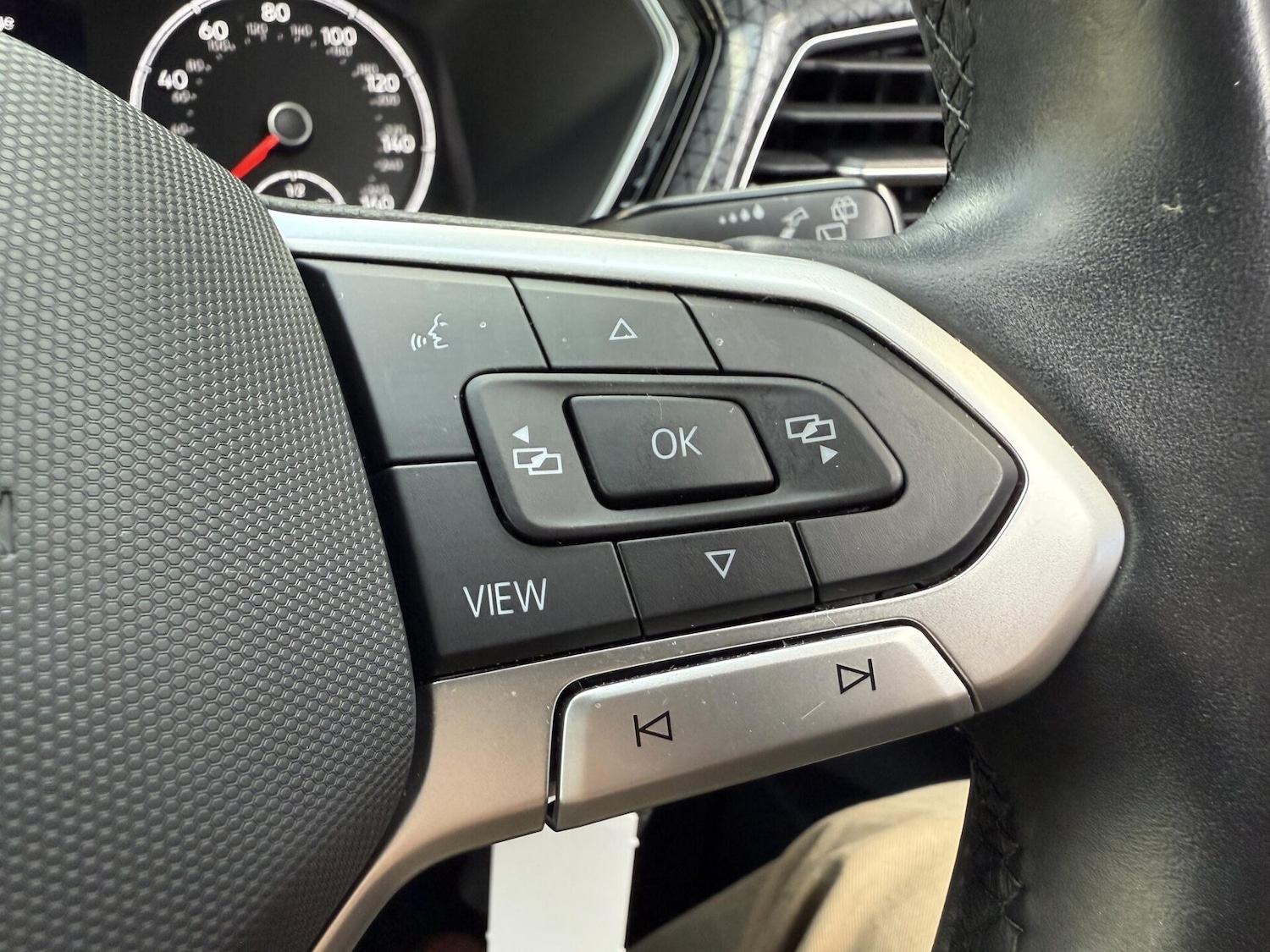 Used Volkswagen T-Cross 2021 for sale - 76406103: Photo 26