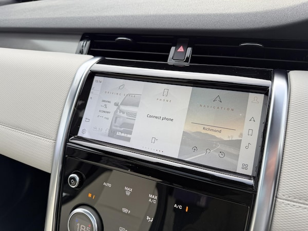 Used Land Rover Discovery Sport 2021 for sale - 76236475: Photo 31