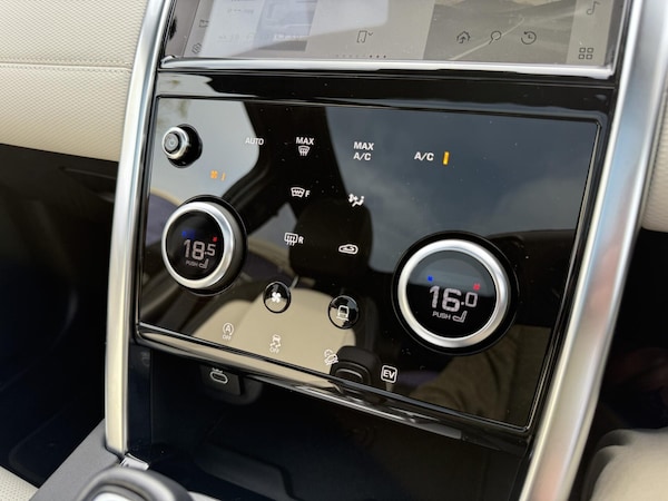 Used Land Rover Discovery Sport 2021 for sale - 76236475: Photo 34
