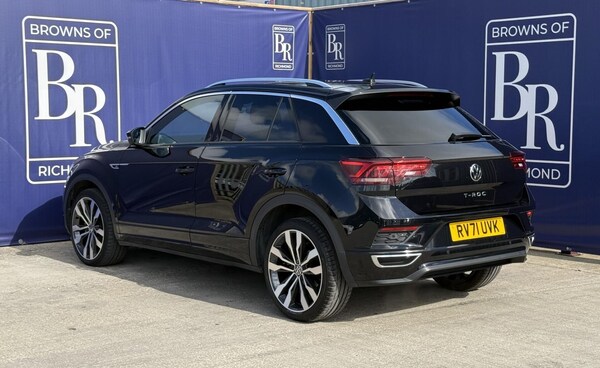 Used Volkswagen T-Roc 2021 for sale - 76040307: Photo 8