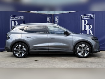 Used Renault Scenic E-Tech 2024 for sale - 79010299: Photo