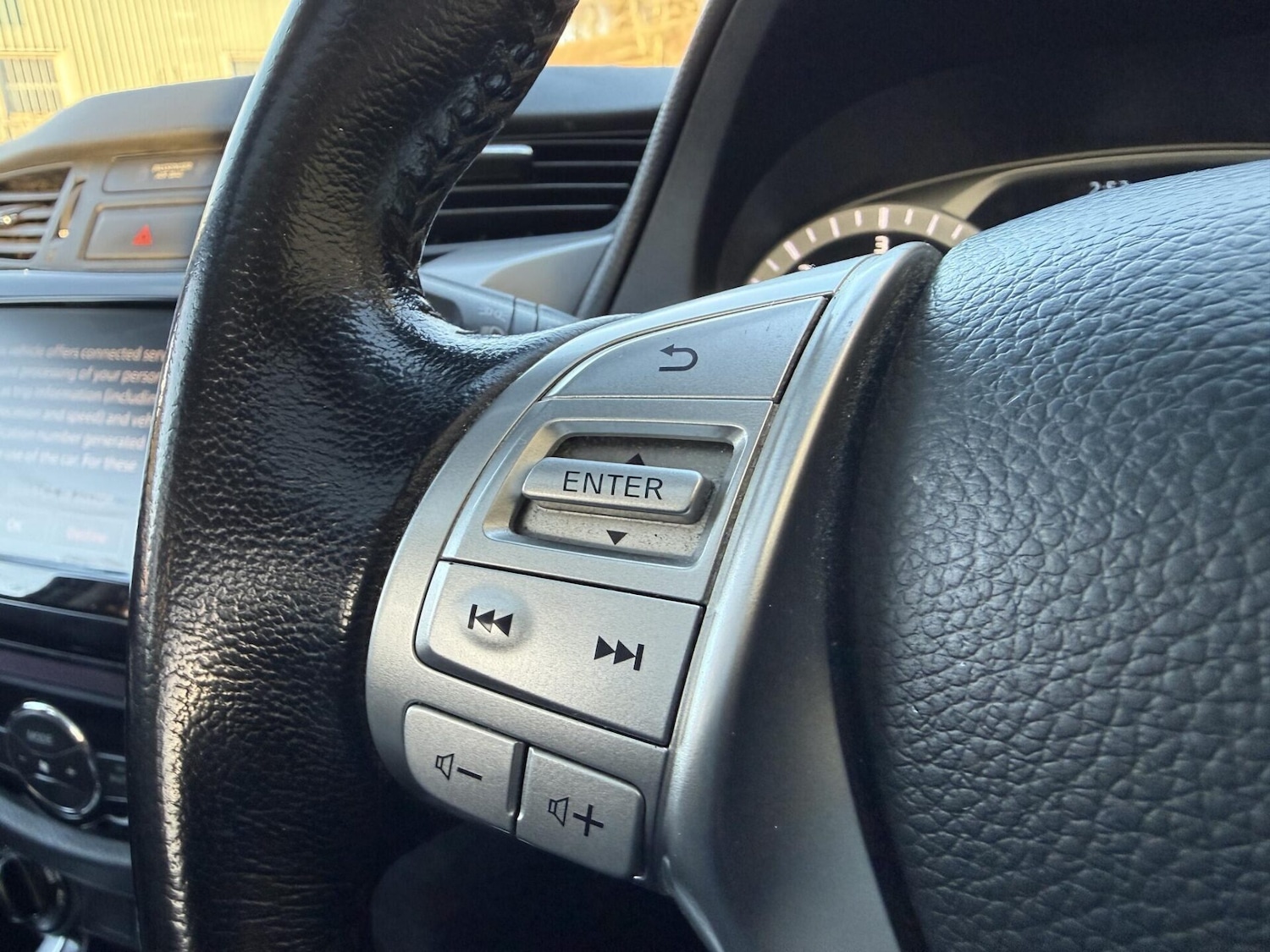 Used Nissan Navara 2021 for sale - 77129008: Photo 30