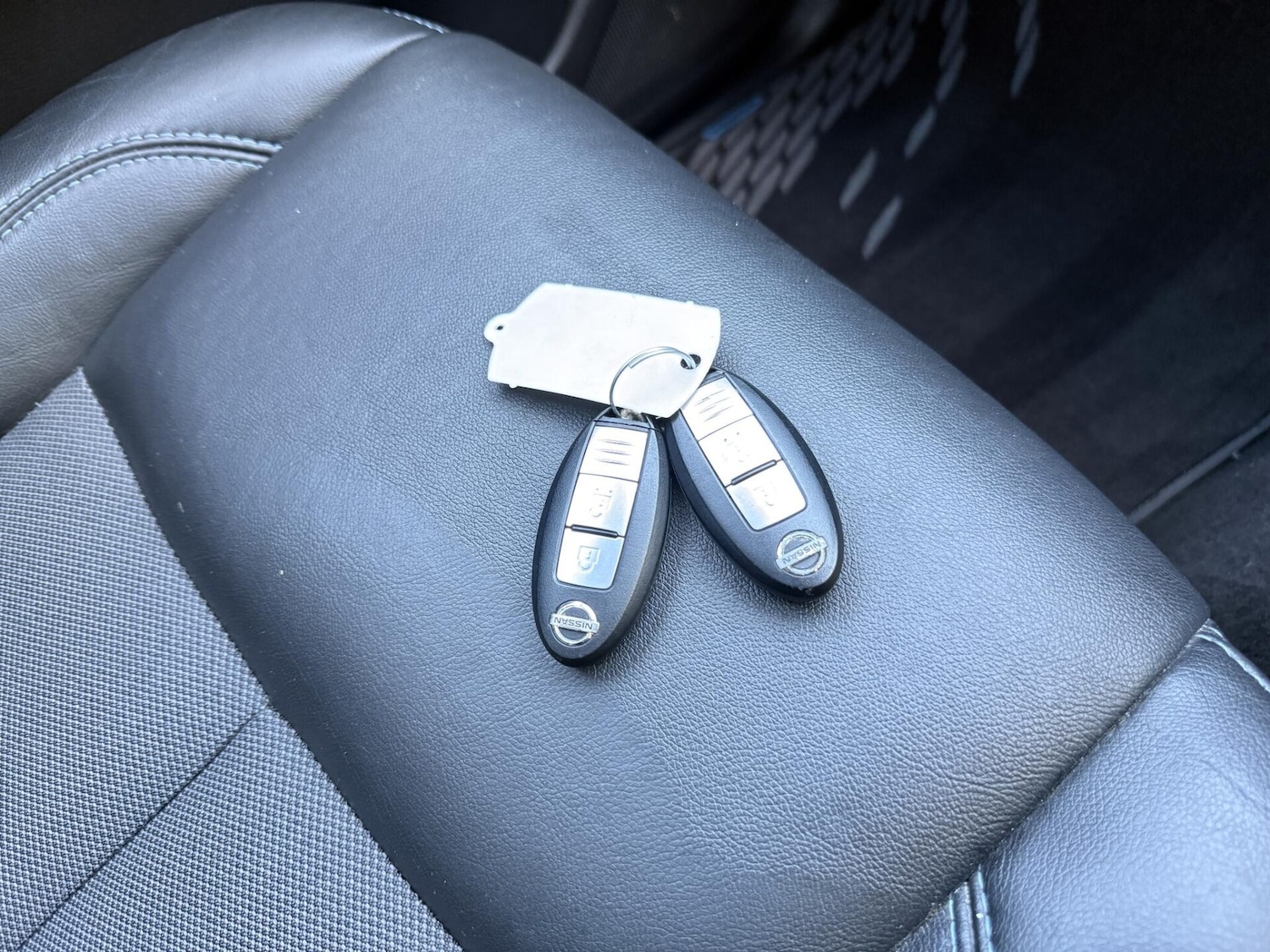 Used Nissan Navara 2021 for sale - 77129008: Photo 41