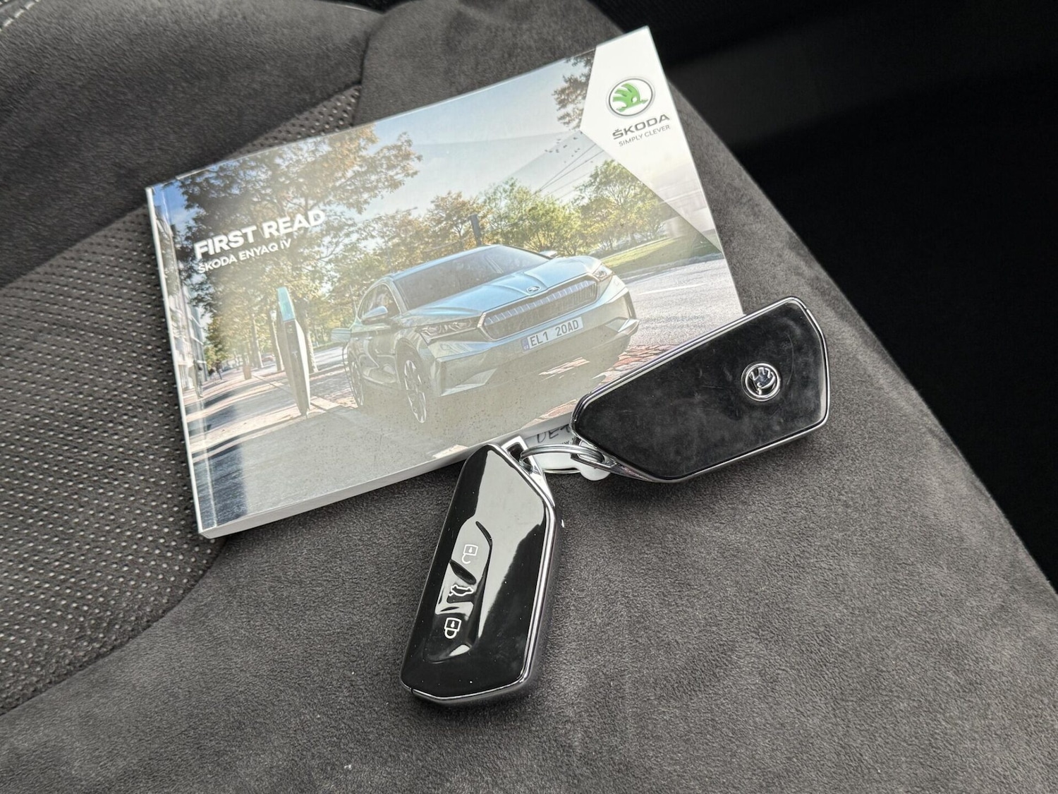 Used Skoda Enyaq 2023 for sale - 76985217: Photo 42