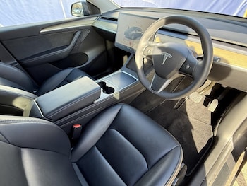 Used Tesla Model Y 2022 for sale - 76343804: Photo