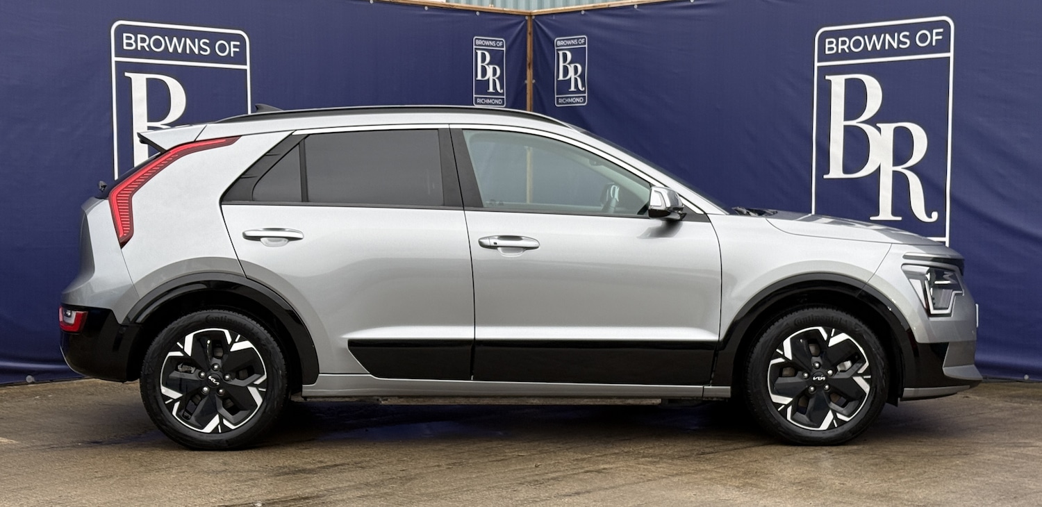 Used Kia Niro 2023 for sale - 77208260: Photo 3