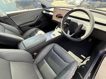Used Tesla Model 3 2025 for sale - 78895301: Photo