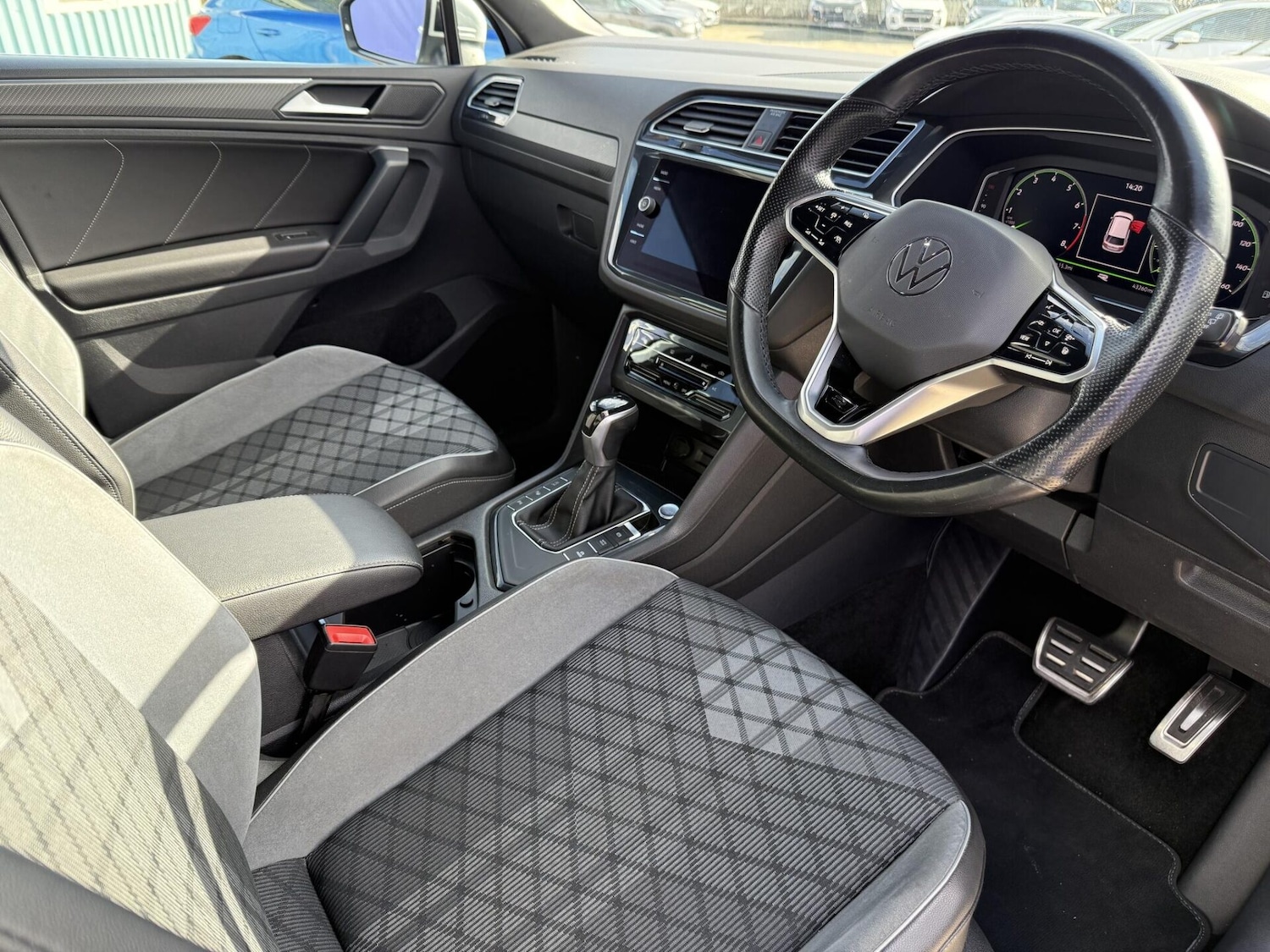 Used Volkswagen Tiguan 2021 for sale - 78015935: Photo 3