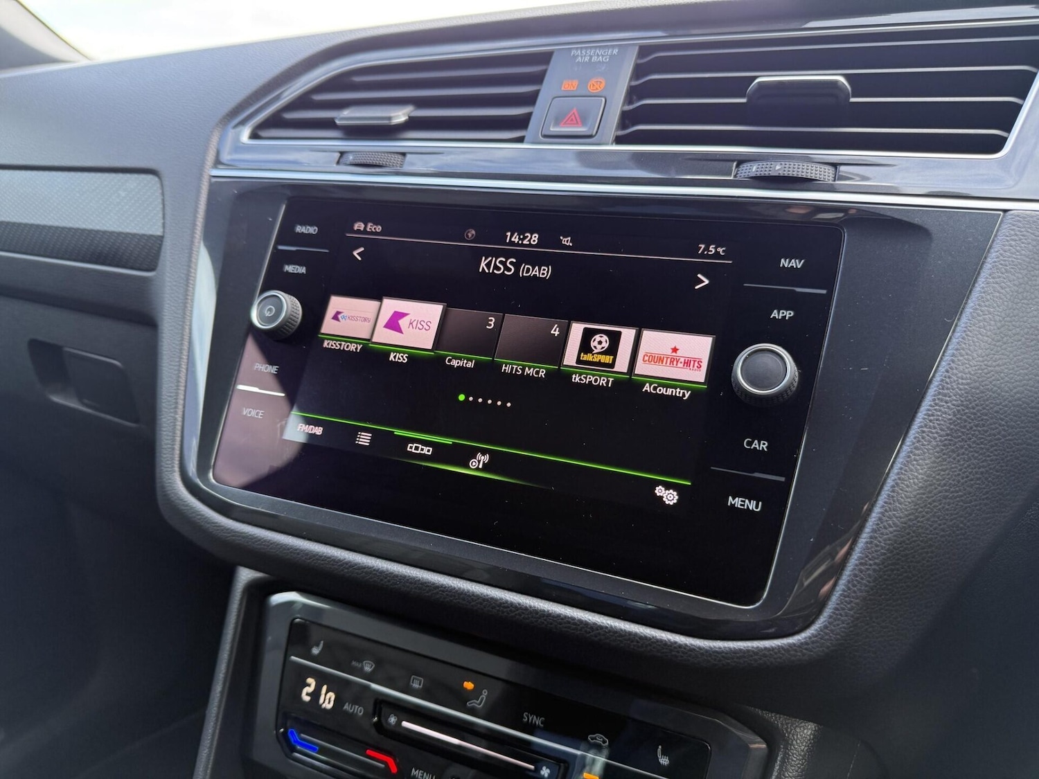 Used Volkswagen Tiguan 2021 for sale - 78015935: Photo 34