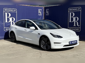 Tesla - Model 3