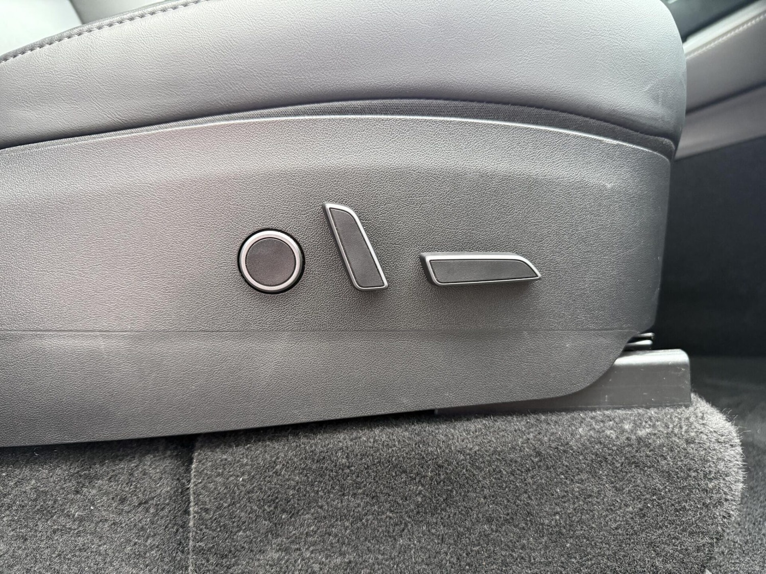 Used Tesla Model Y 2022 for sale - 77044748: Photo 30