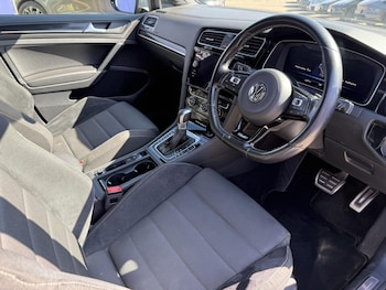 Used Volkswagen Golf 2018 for sale - 78372206: Photo