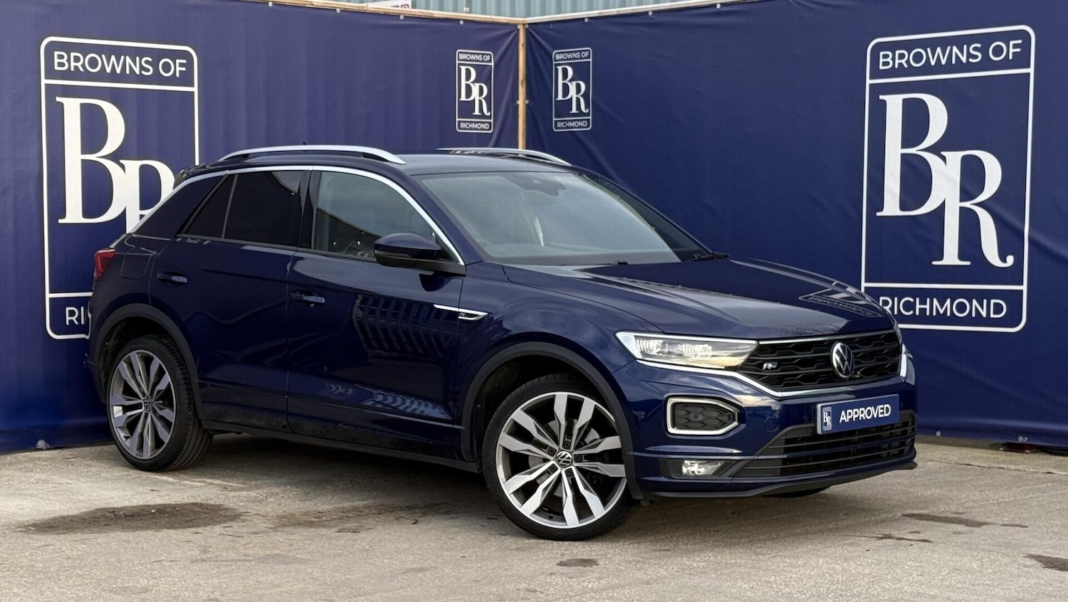 Used Volkswagen T-Roc 2020 for sale - 76906171: Photo 1