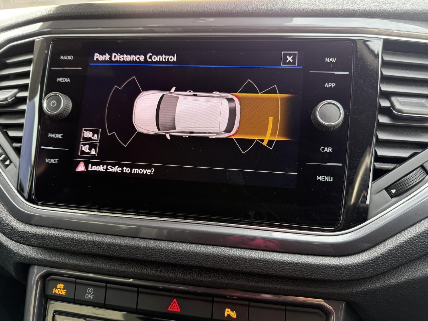 Used Volkswagen T-Roc 2020 for sale - 76906171: Photo 23