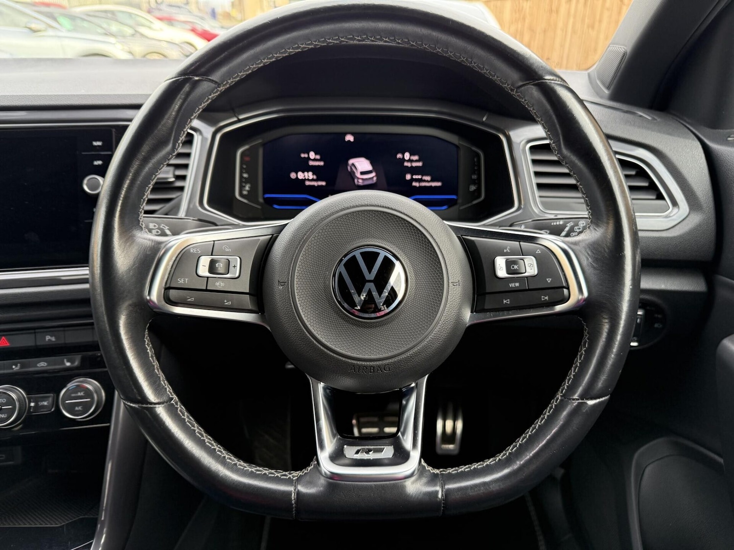 Used Volkswagen T-Roc 2020 for sale - 76906171: Photo 24