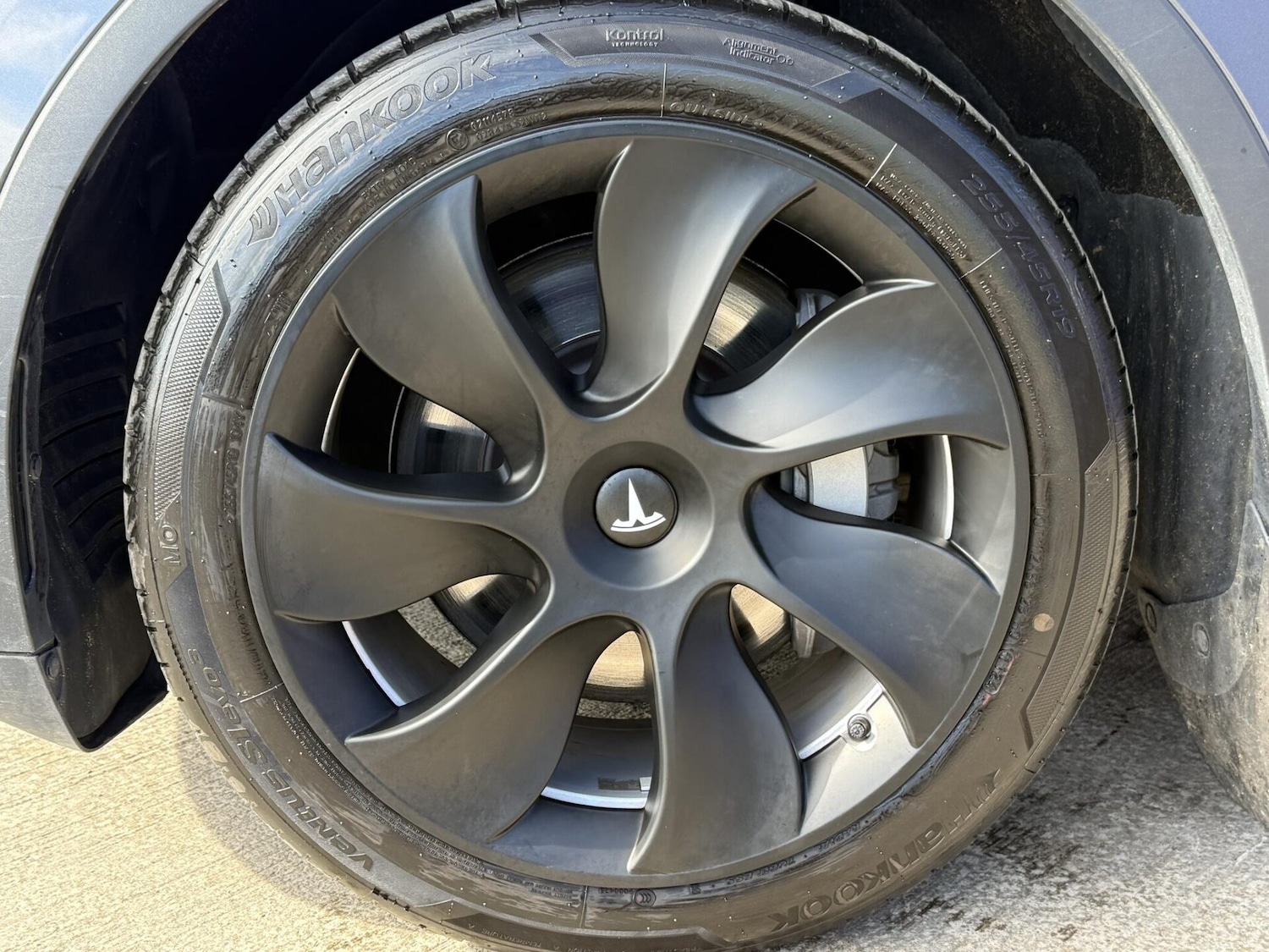 Used Tesla Model Y 2023 for sale - 78015931: Photo 17