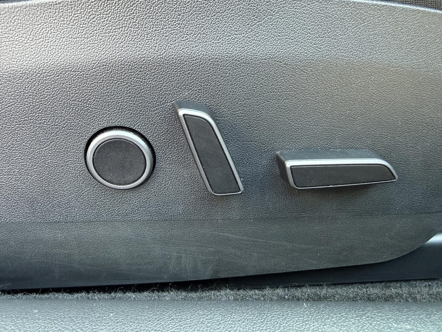 Used Tesla Model 3 2023 for sale - 77747868: Photo 31